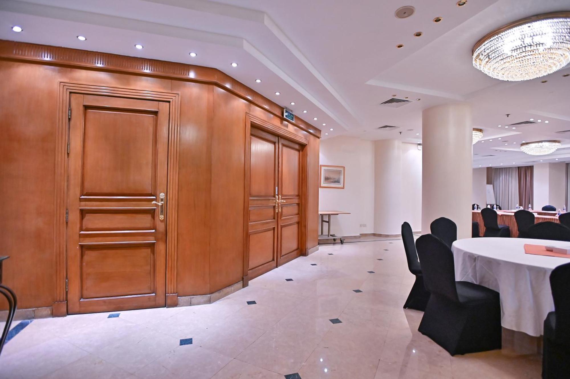 Swiss Inn Nile Hotel Giza ภายนอก รูปภาพ