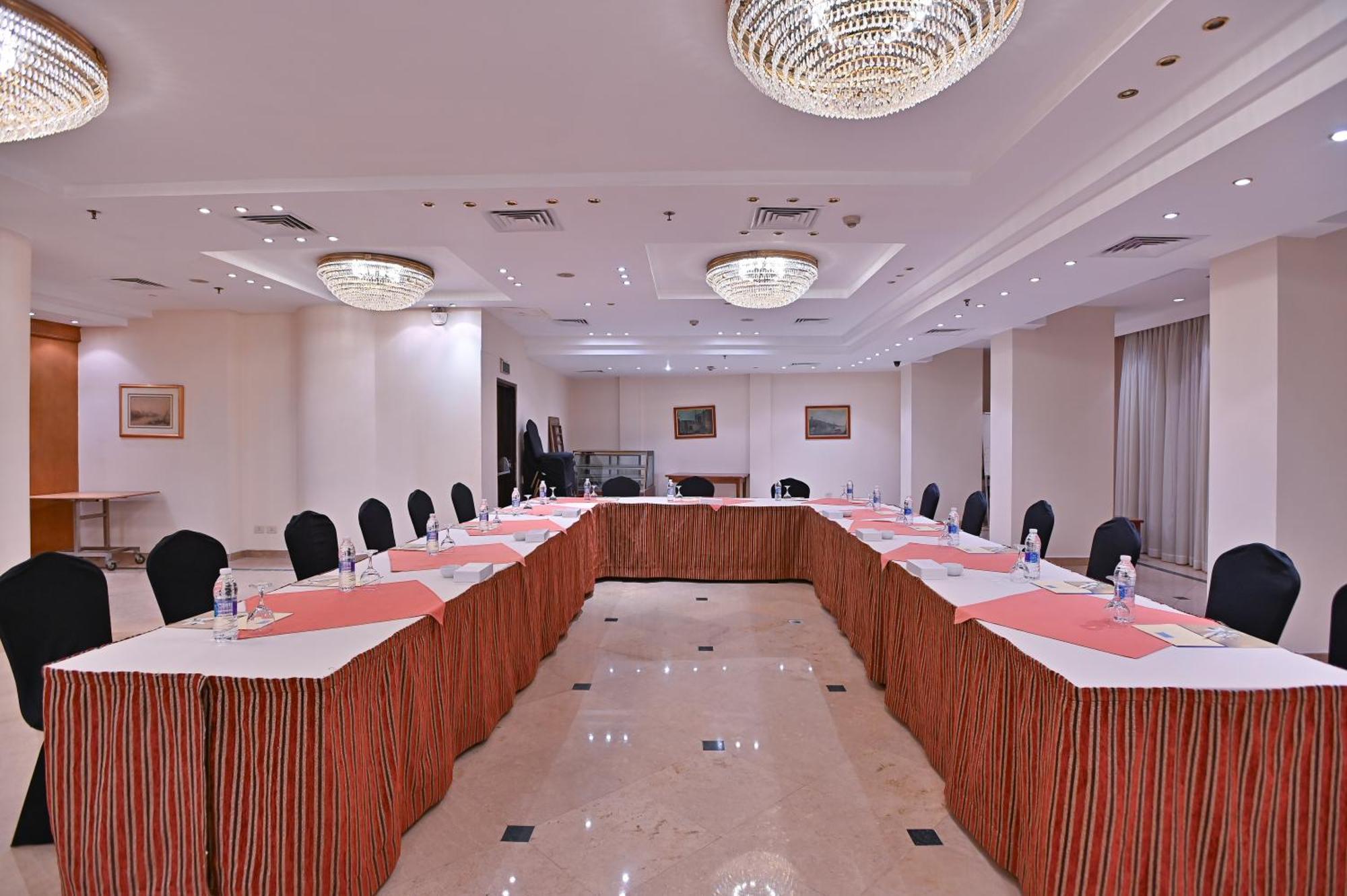 Swiss Inn Nile Hotel Giza ภายนอก รูปภาพ