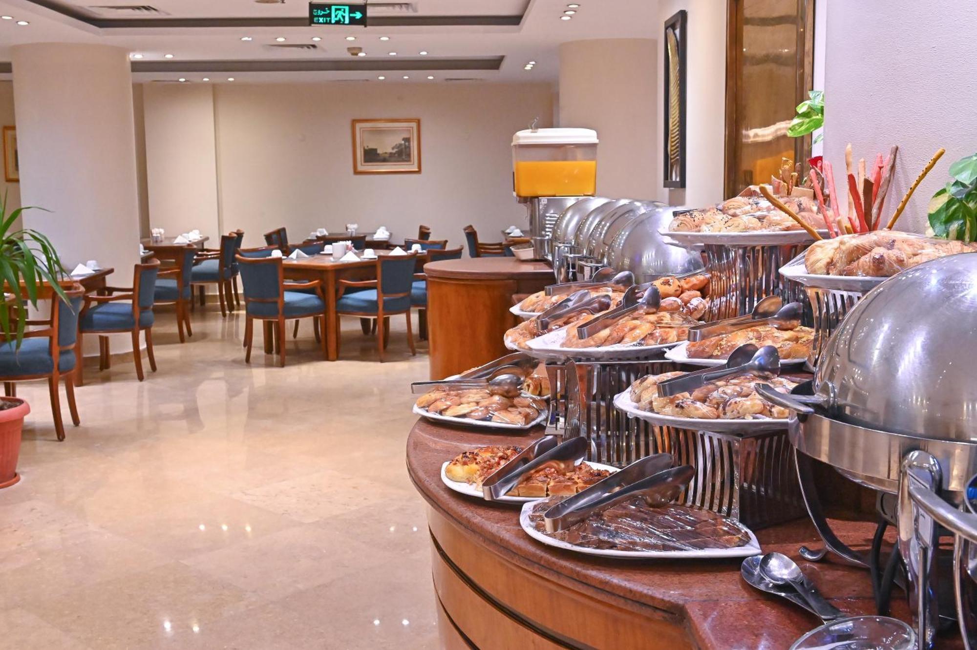 Swiss Inn Nile Hotel Giza ภายนอก รูปภาพ