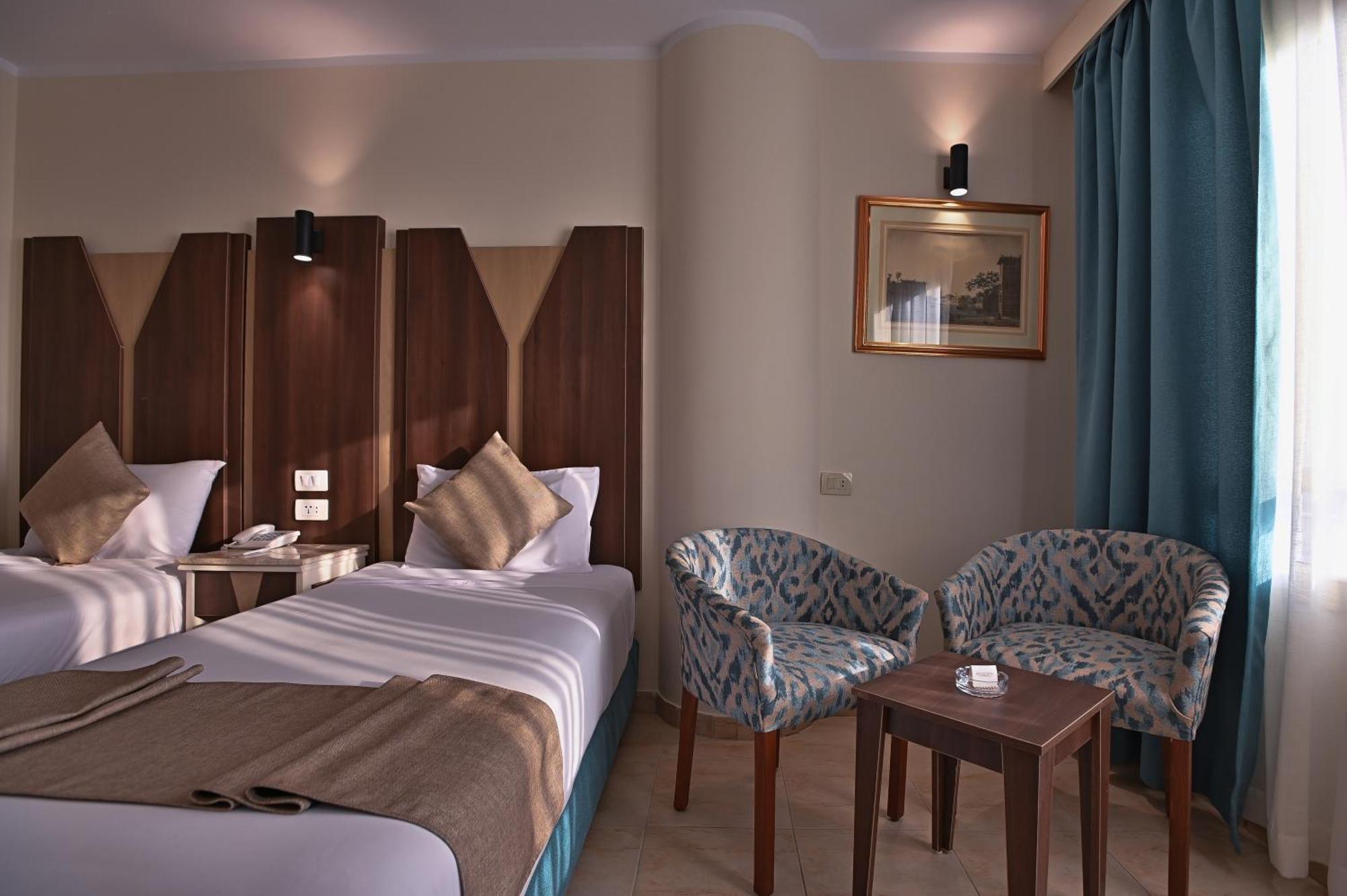 Swiss Inn Nile Hotel Giza ภายนอก รูปภาพ